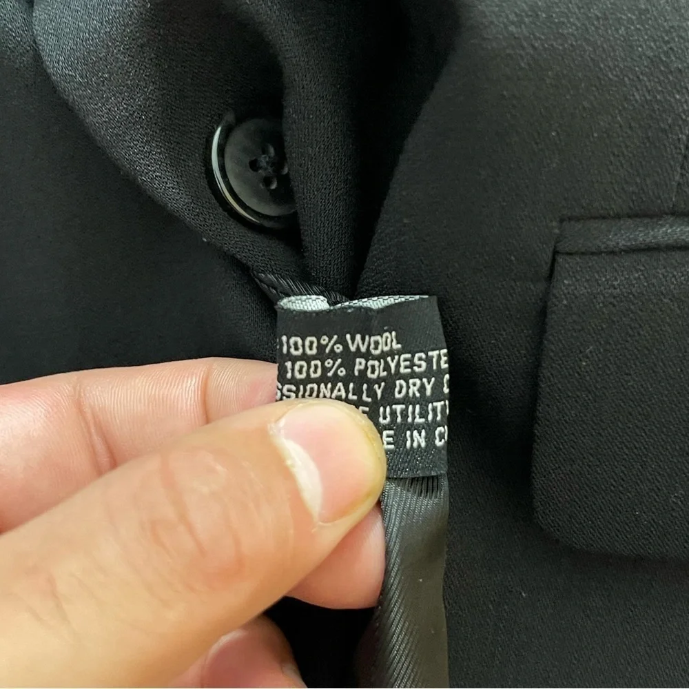 100% Wool Men’s Suit - Complete with Blazer and Pants